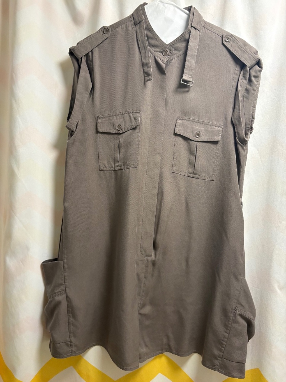 BCBG MaxAzira Tan Jumper Size Small